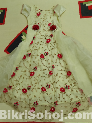 ছোটদের পার্টি ফ্রগ